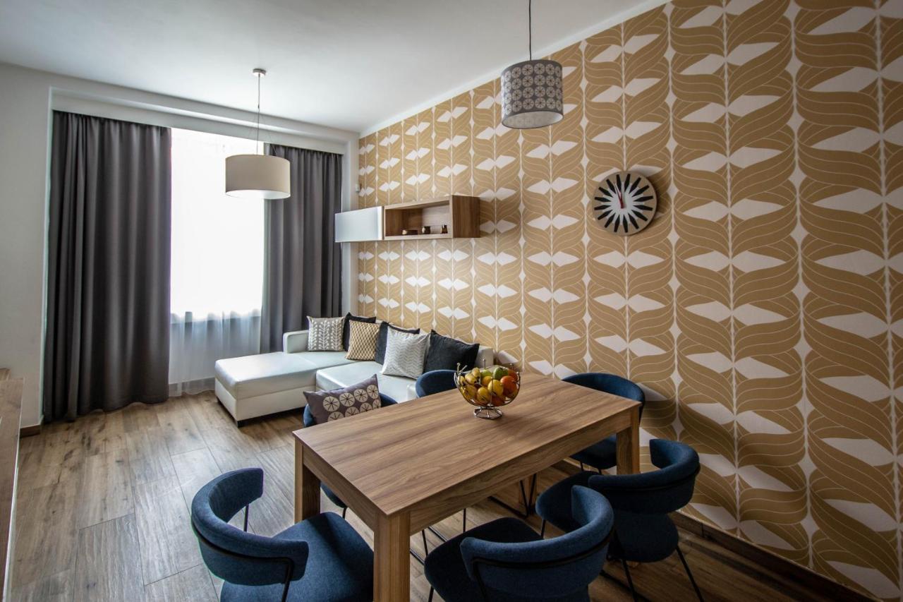 Executive Bright Apt. By Ruterra Прага Екстериор снимка